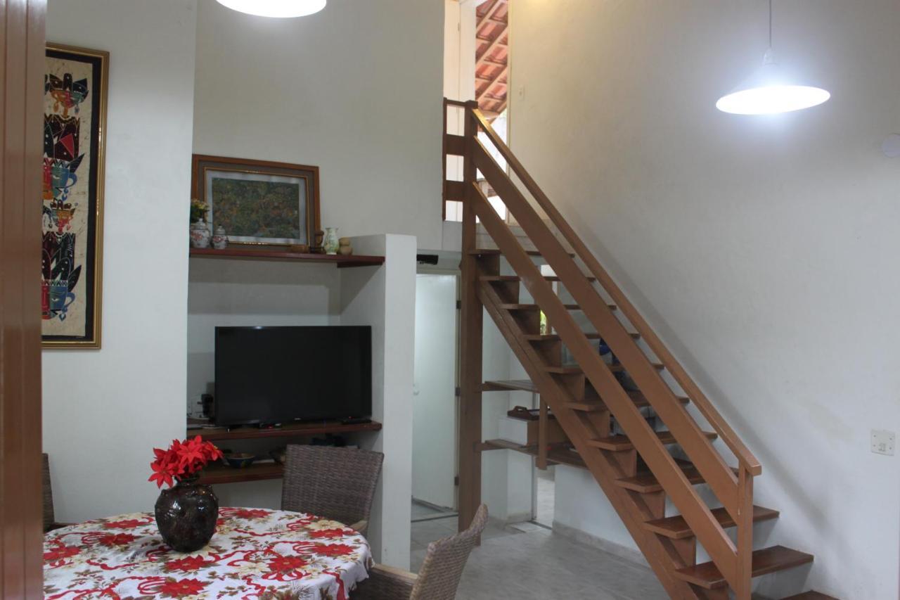 Casa com piscina aquecida e com grande área verde. Ubatuba Exterior foto
